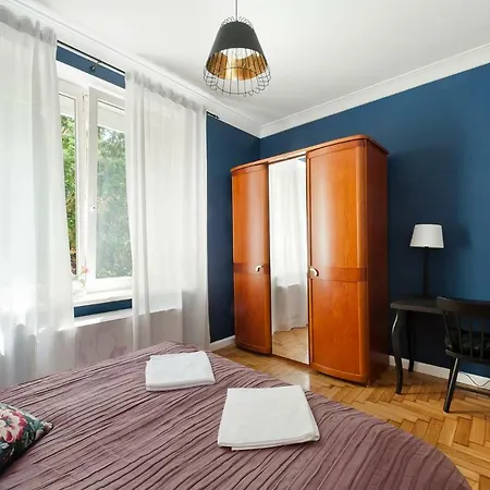 فندق Apartament Krakowski *